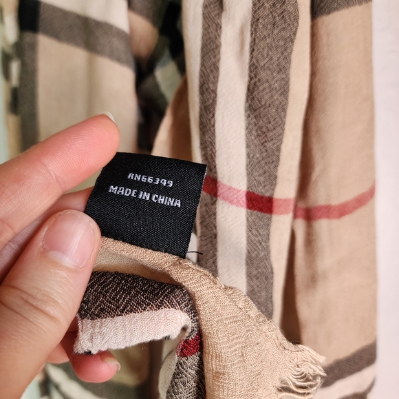 No Brand Preppy Plaid Fringe Scarf - Picture 4 of 5